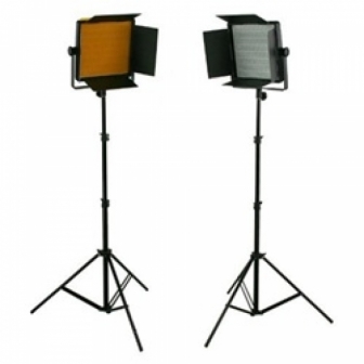 Lampi video profesionale cu LED pt evenimente / nunti / studio